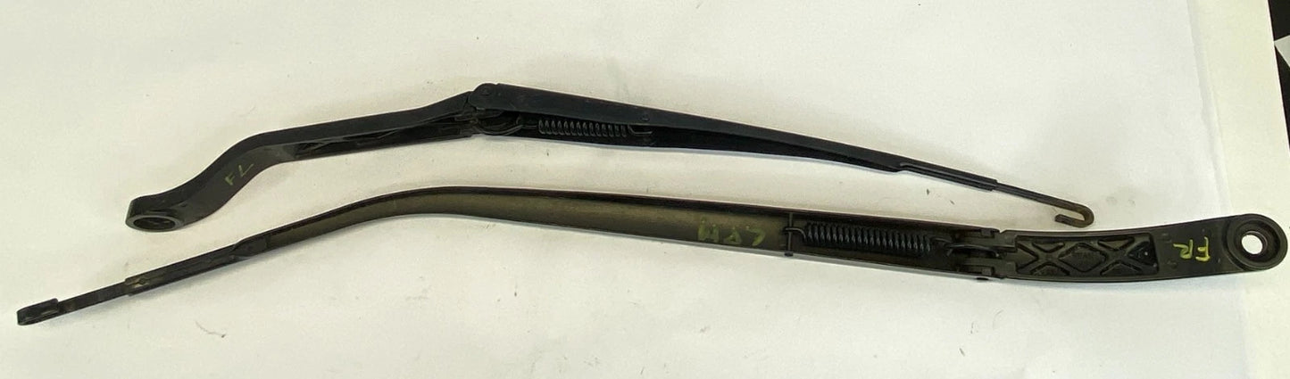 2007-2011 HONDA CR-V CRV FRONT WINDSHIELD WIPER ARM LEFT & RIGHT PAIR SET OEM