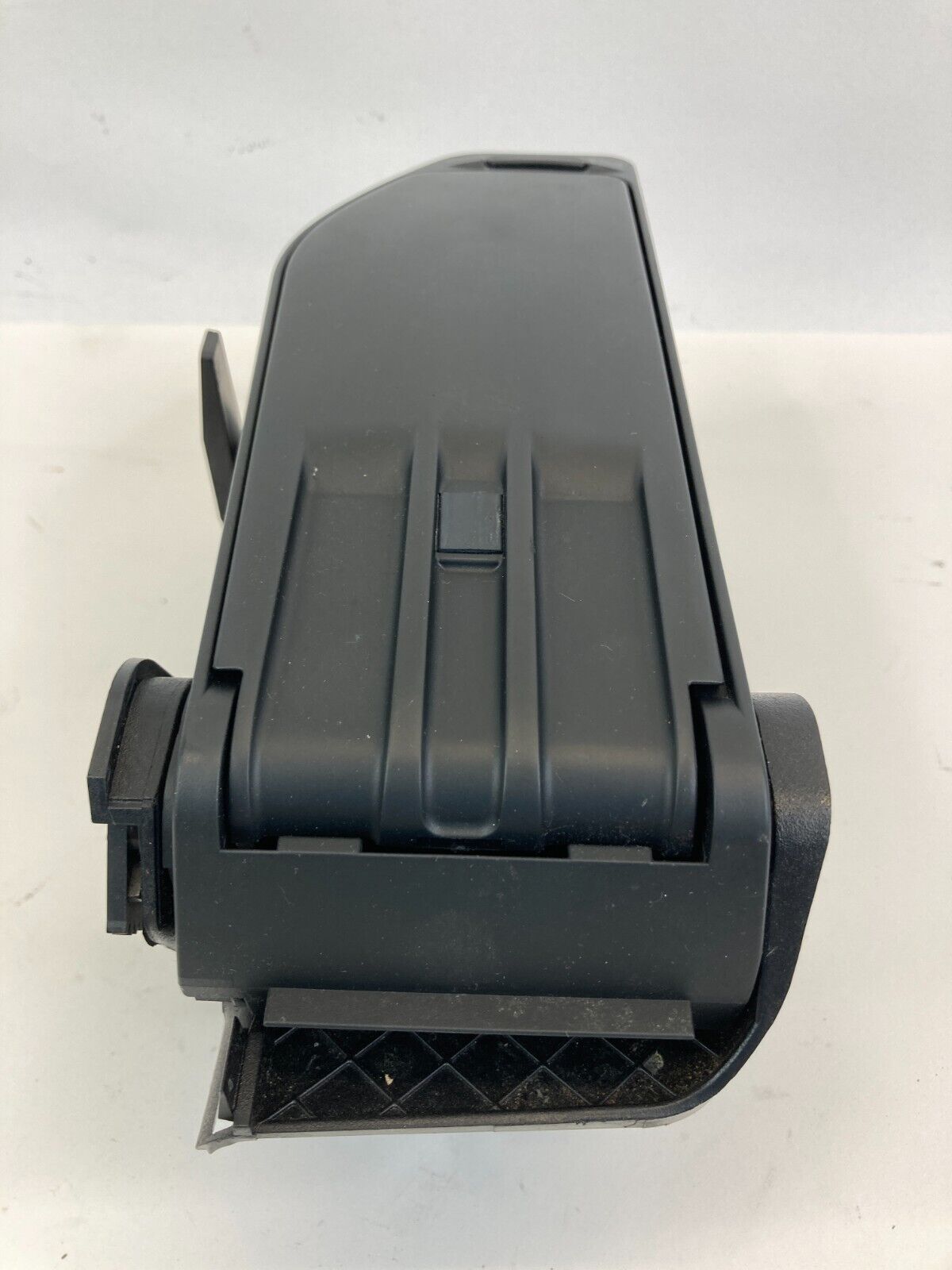 2009 2010 BMW 535i xDrive Center Console Armrest Storage Compartment 51167112283