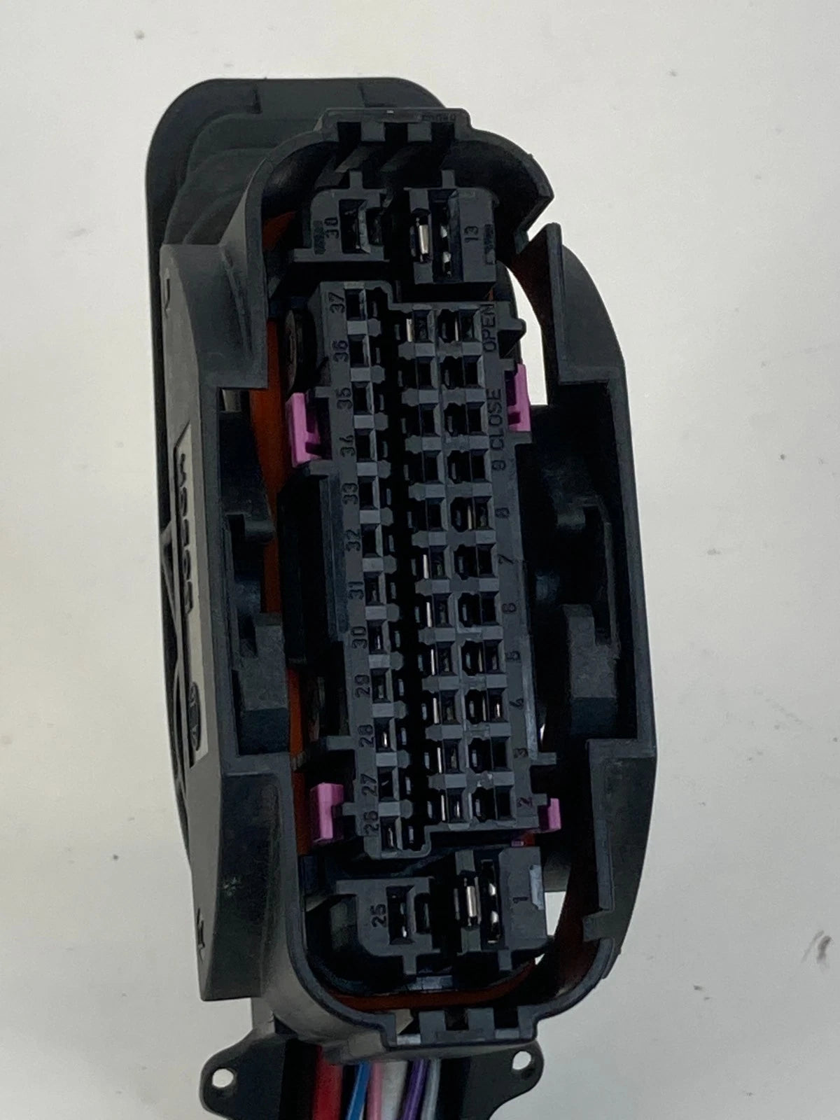 2016-2018 Nissan Altima 2.5L FWD ABS Anti Lock Brake Pump Cable Plug Connector