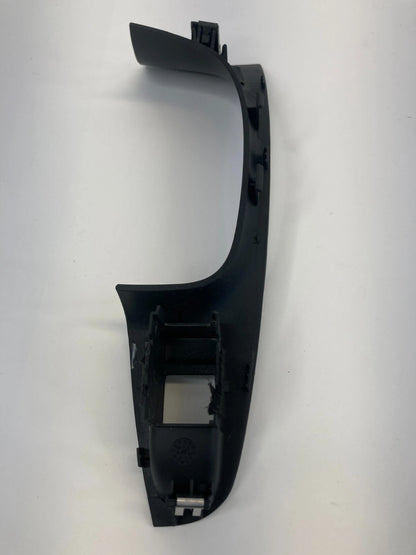 11 12 VOLKSWAGEN JETTA REAR LEFT DOOR PULL HANDLE WINDOW SWITCH BEZEL 5C6867255
