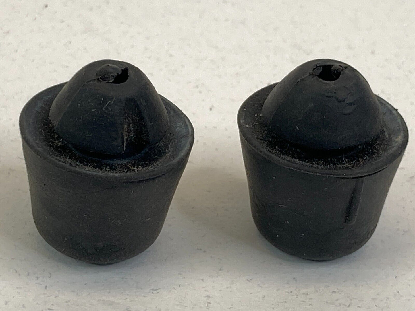 2004-2009 Kia Spectra Hood Rubber Cushion Buffer Stopper Bumper Set OEM