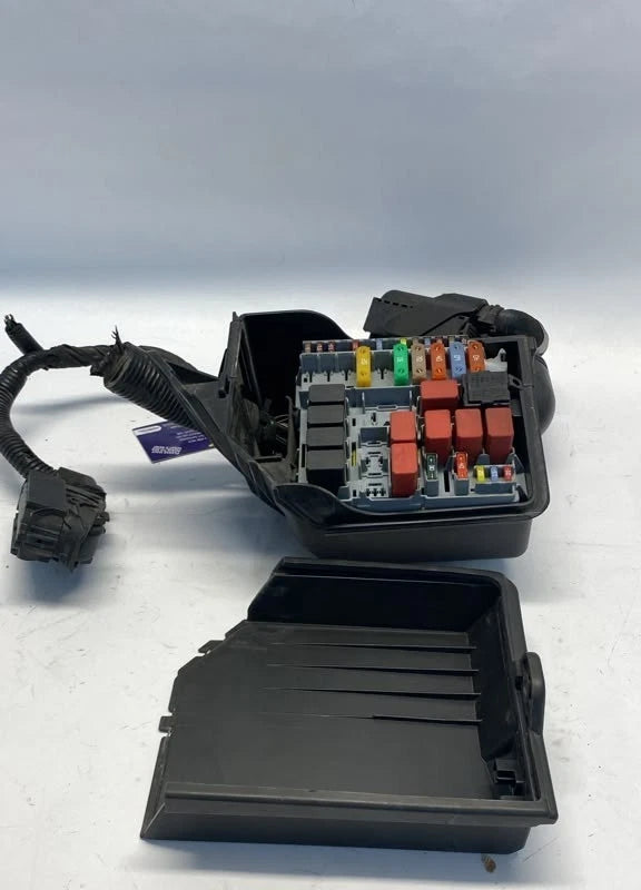 2012-2017 FIAT 500 ENGINE COMPARTMENT FUSE RELAY BOX JUNCTION BLOCK OEM FACTORY