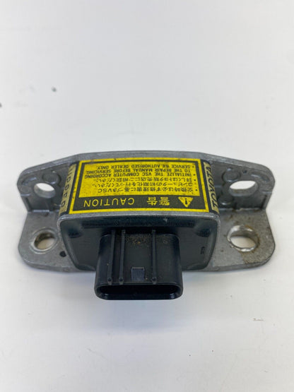 1998-2005 Lexus GS300 01-05 GS430 Yaw Rate Sensor Control Module 89183-30050 OEM