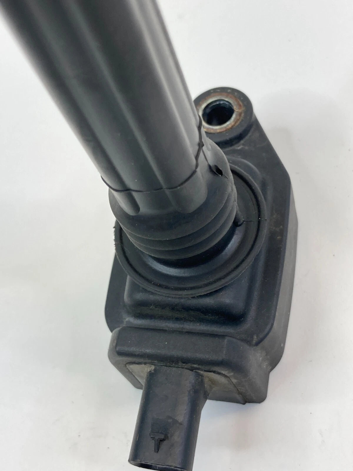2011-2020 DODGE GRAND CARAVAN 3.6L V6 24V IGNITION COIL ASSY 05149168A OEM