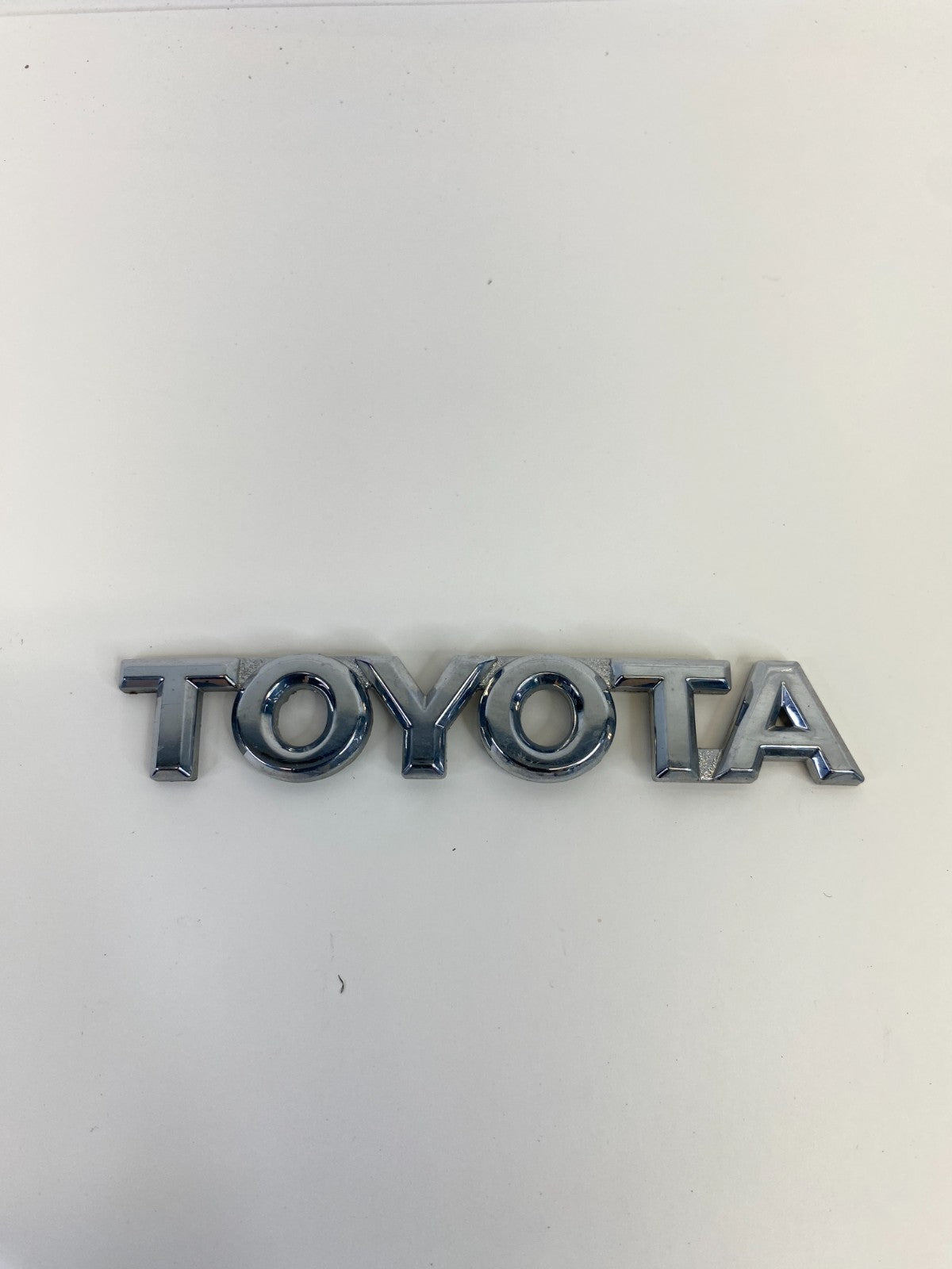 2000-2004 Toyota Avalon XLS Rear Trunk Lid Emblem Logo Nameplate Set OEM