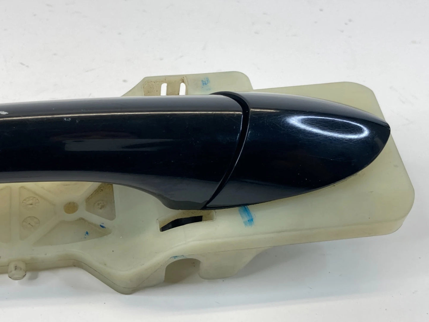 2011-2014 HYUNDAI SONATA GLS REAR RIGHT EXTERIOR DOOR HANDLE ASSEMBLY BLACK OEM