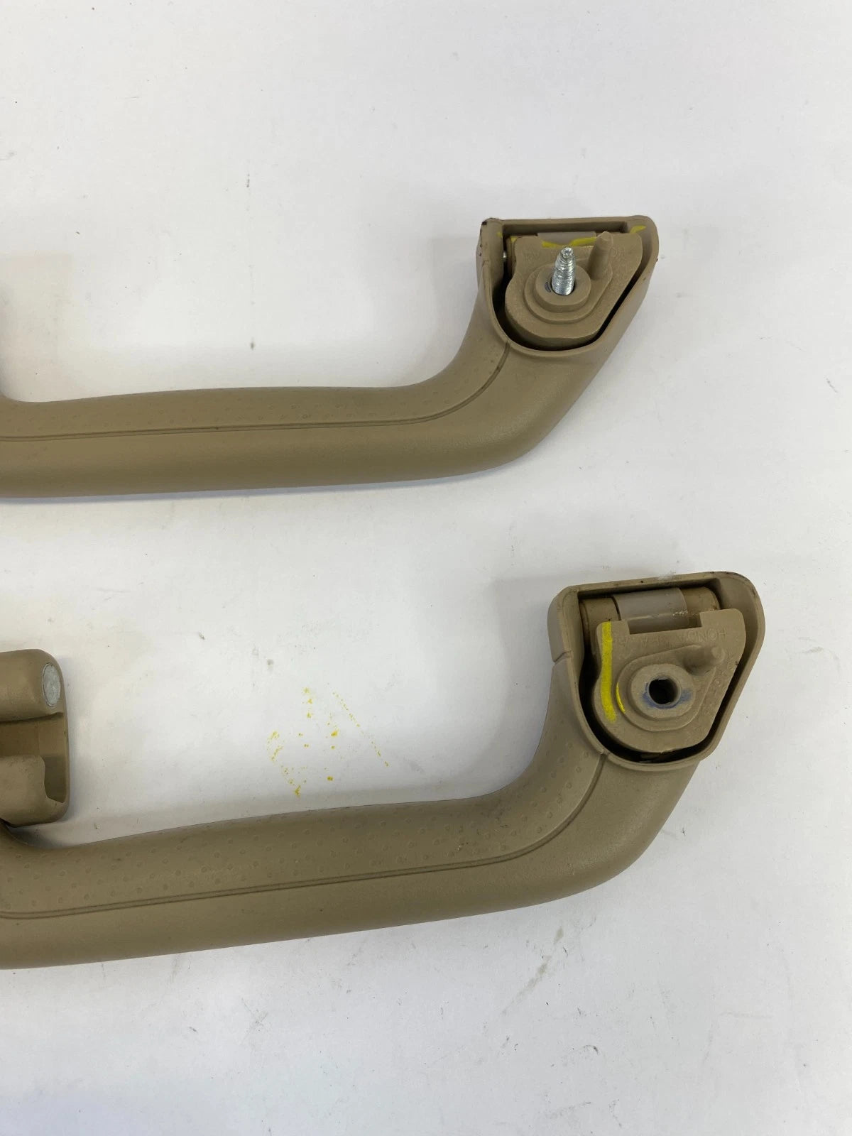 2005-2007 HONDA ODYSSEY INTERIOR REAR ROOF GRAB HANDLE BAR PAIR SET BEIGE OEM