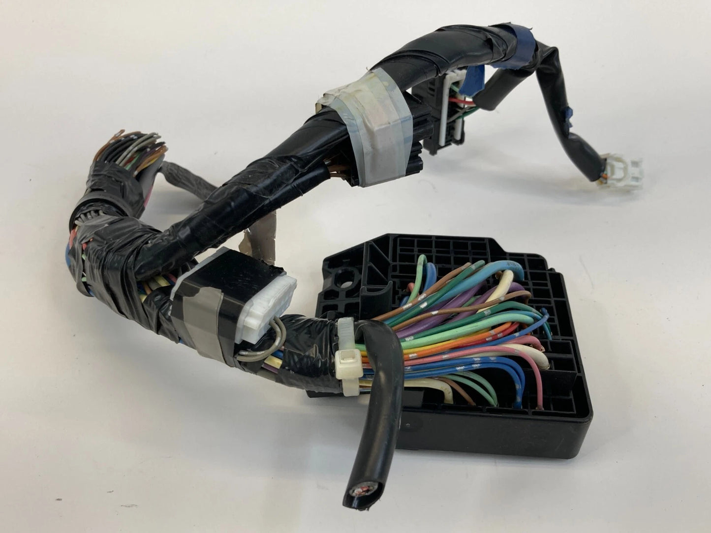 2011-2013 MAZDA 3 2.0L UNDER DASH CABIN INTERIOR FUSE RELAY BOX UNIT OEM FACTORY