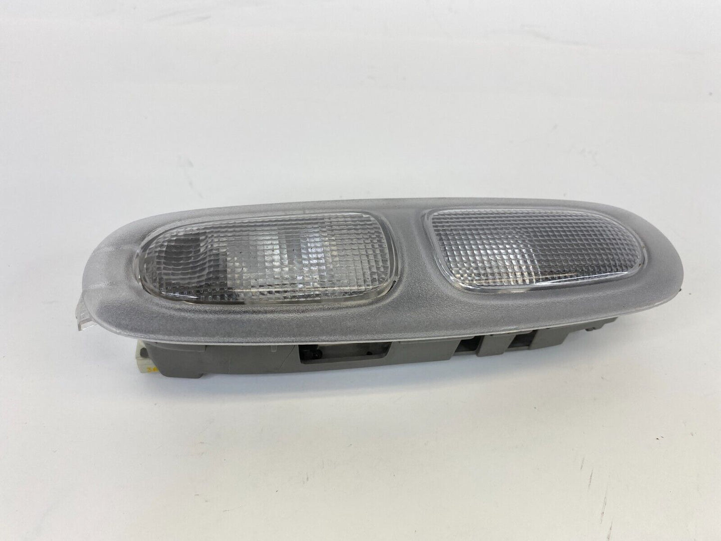 2002-2004 GMC Envoy XL Rear Door Roof Overhead Courtesy Dome Light Lamp 15007227