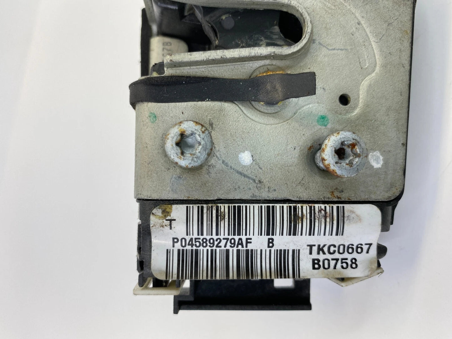 2007-2011 DODGE NITRO REAR LEFT DOOR LOCK LATCH RELEASE ACTUATOR 04589279AF OEM