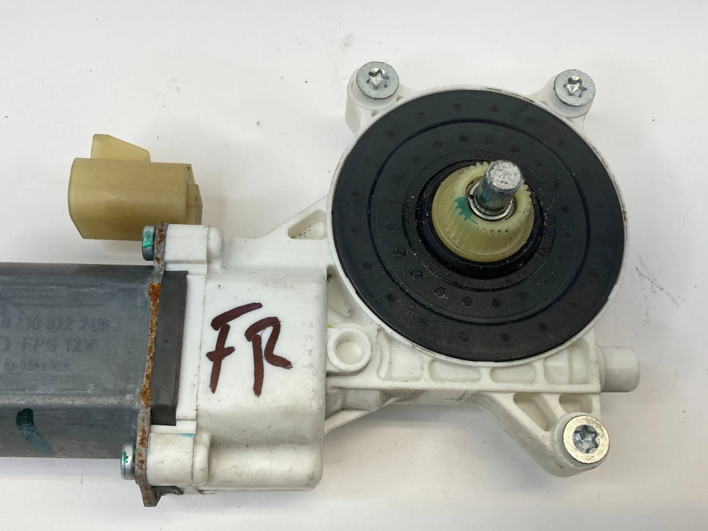 2004-2012 CHEVROLET MALIBU FRONT RIGHT SIDE DOOR WINDOW MOTOR 0130822249 OEM