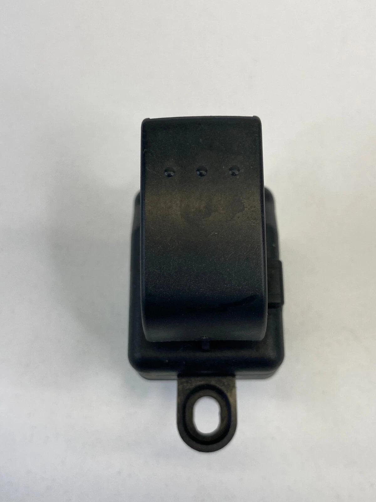04-09 MAZDA 3 MAZDA3 REAR LEFT SIDE DOOR WINDOW CONTROL SWITCH BUTTON B32H66370