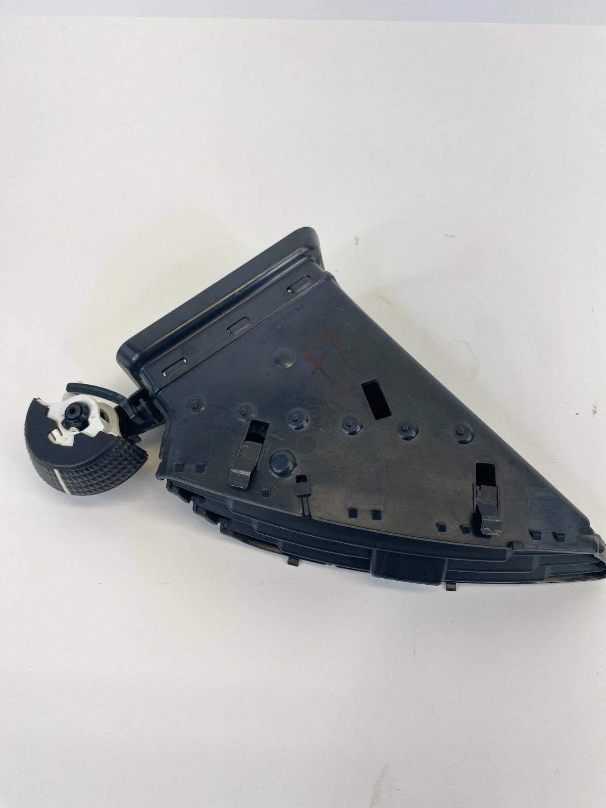 2013-2019 Ford Escape Center Dash Right Side A/C Air Vent Grille Duct Assy OEM