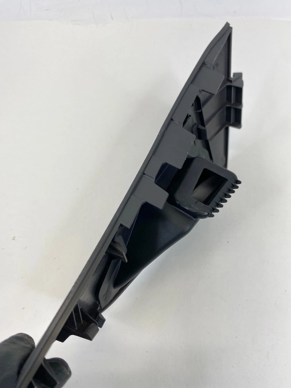 06-11 HONDA CIVIC FRONT LEFT SIDE A-PILLAR DASH DEFROSTER GRILLE BEZEL 77105-SNA