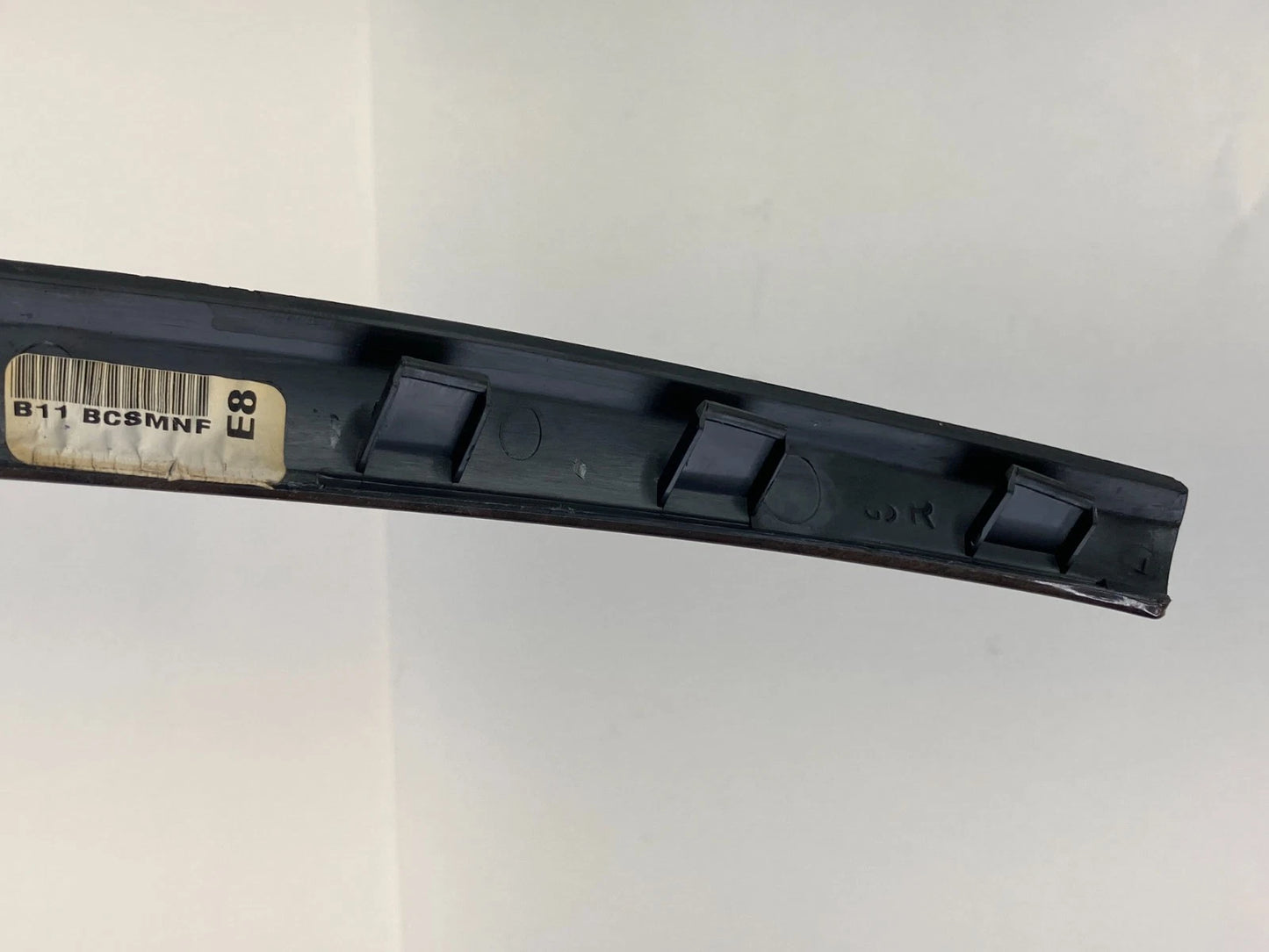 13-19 FORD TAURUS FRONT LEFT DRIVER LOWER DOOR MOLDING GARNISH TRIM AG1354226B11