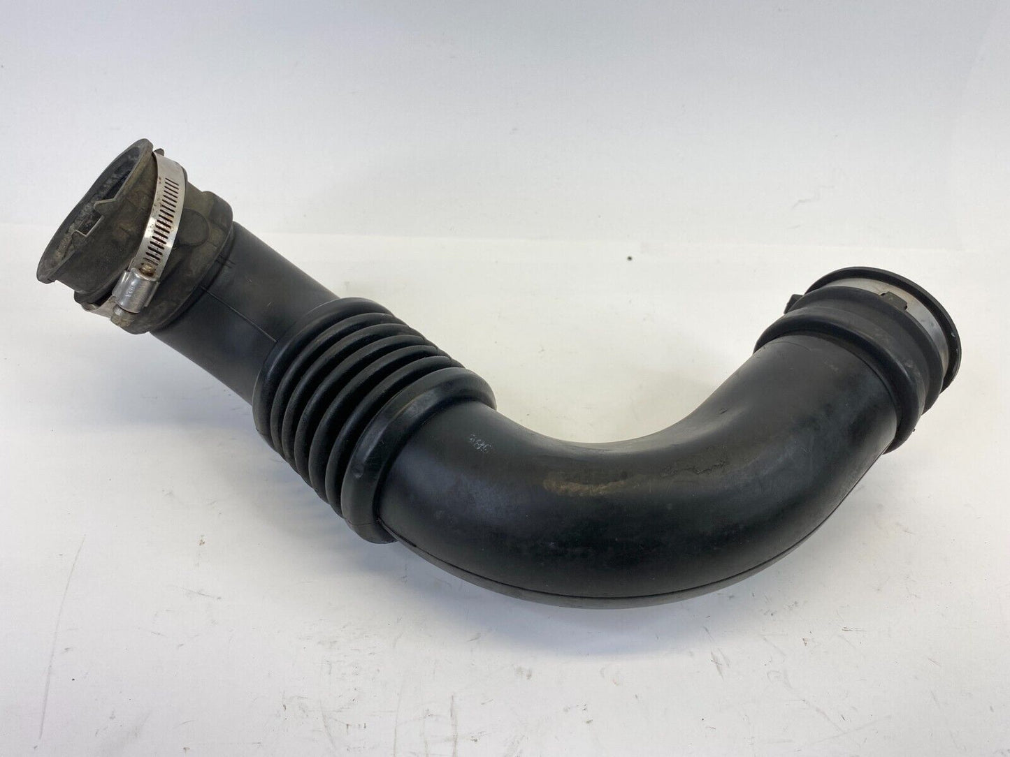 2007-2012 Dodge Caliber 2.0L Engine Air intake Cleaner Hose Duct Tube 04891621AC