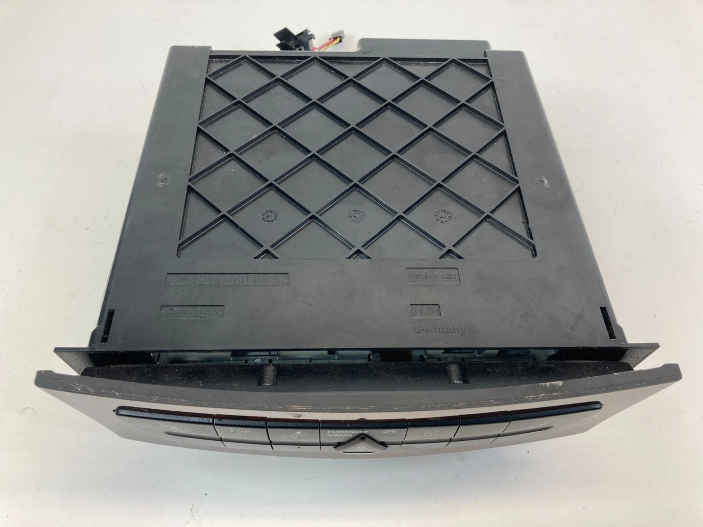 03-07 MERCEDES-BENZ E320 CENTRAL LOCKING HAZARD SWITCH ASSEMBLY 2116800552 OEM