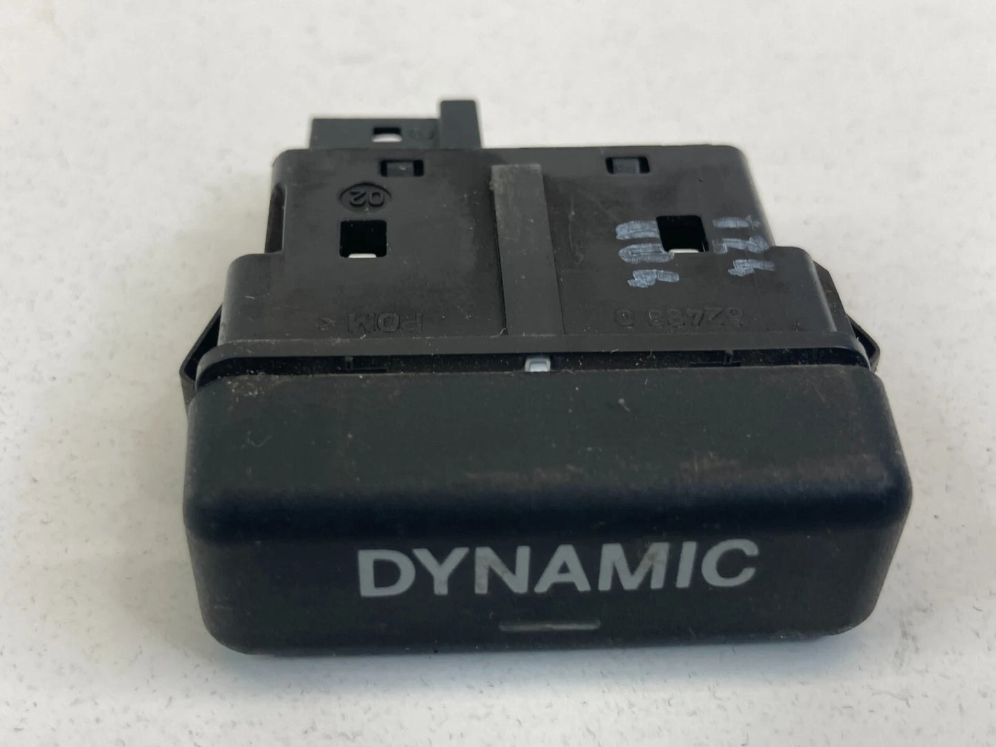 2003-2009 MERCEDES-BENZ E320 FRONT LEFT SEAT DYNAMIC CONTROL SWITCH A2118216551