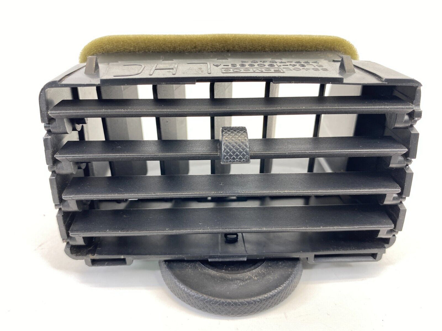 2008-2012 Ford Escape Cente Dash Left Side AC Air Vent Grille 8L84-19C682-A OEM