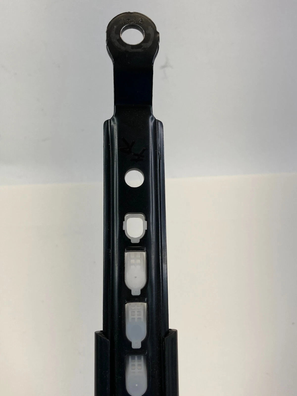 2003-2008 SUBARU FORESTER FRONT RIGHT PASSENGER SEAT BELT SEATBELT HEIGHT ADJUST