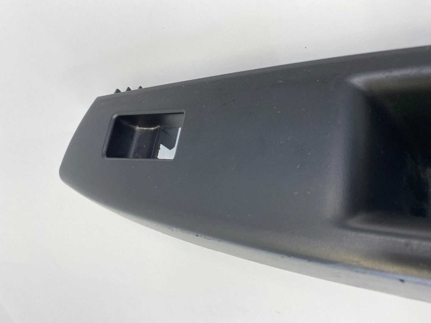 2011-2016 CHEVY CRUZE REAR RIGHT PASSENGER WINDOW SWITCH BEZEL DOOR 877569434