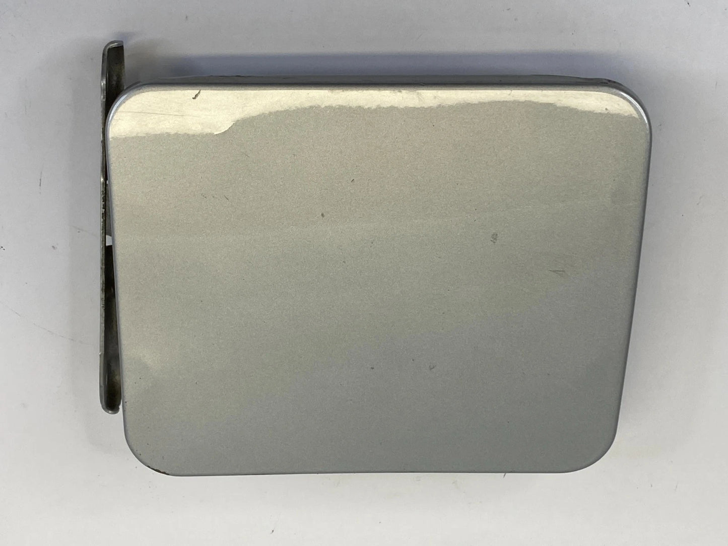 2007-2012 NISSAN ALTIMA SEDAN FUEL DOOR GAS CAP LID TANK FILLER COVER SILVER OEM