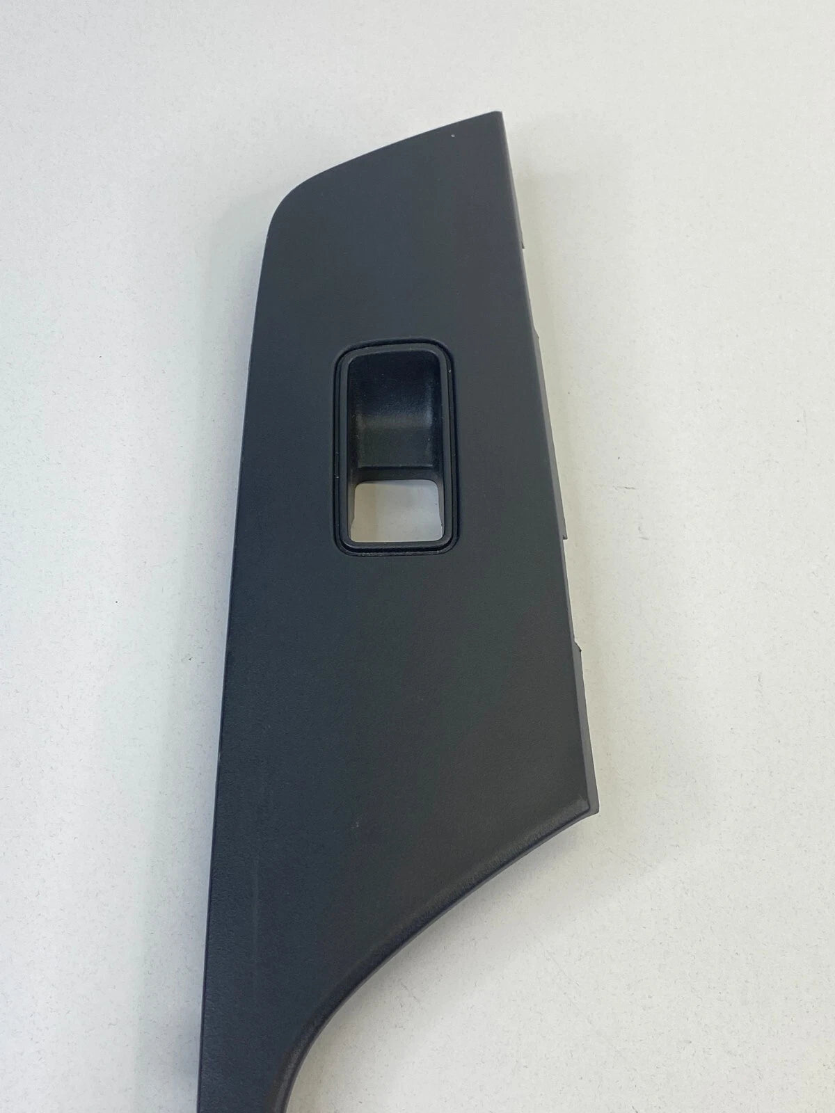 2011-2013 MAZDA 6 MAZDA6 REAR RIGHT SIDE DOOR WINDOW SWITCH BEZEL COVER OEM
