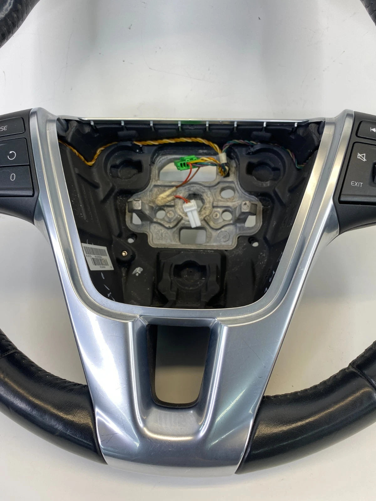 11 12 13 14 15 16 17 18 VOLVO S60 STEERING WHEEL W/ CRUISE CONTROLS 31250592 OEM