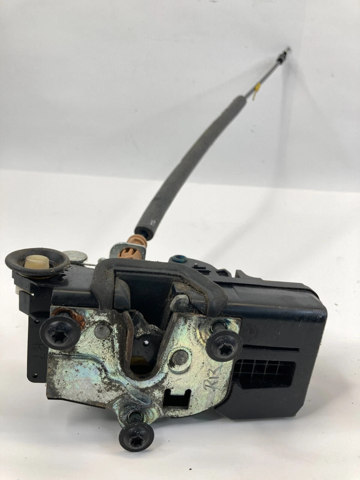 2006-2011 CHEVROLET IMPALA REAR RIGHT DOOR LOCK LATCH RELEASE ACTUATOR 15884444