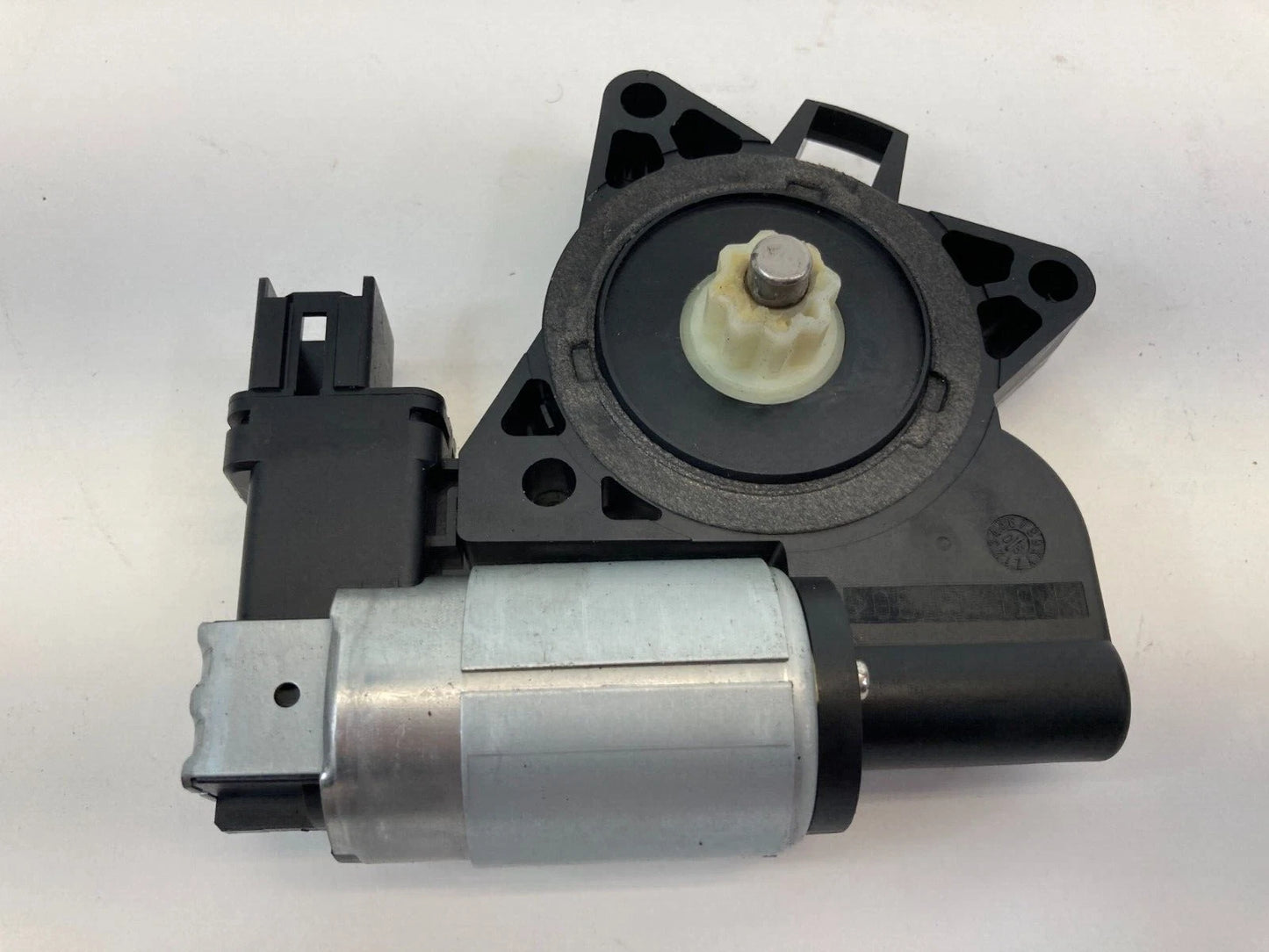 04-09 MAZDA 3 SEDAN BACK REAR RIGHT SIDE DOOR POWER WINDOW MOTOR G22C-5958X OEM
