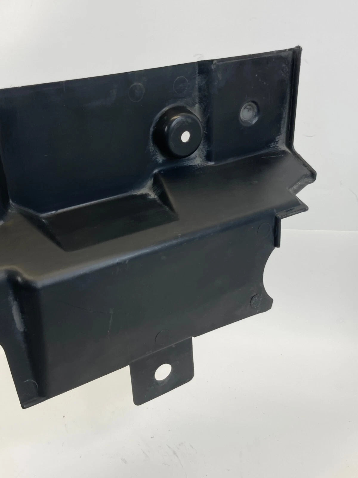 99-04 FORD MUSTANG 3.8L RADIATOR SUPPORT SIGHT SHIELD COVER TRIM 1R33-8C291-AA