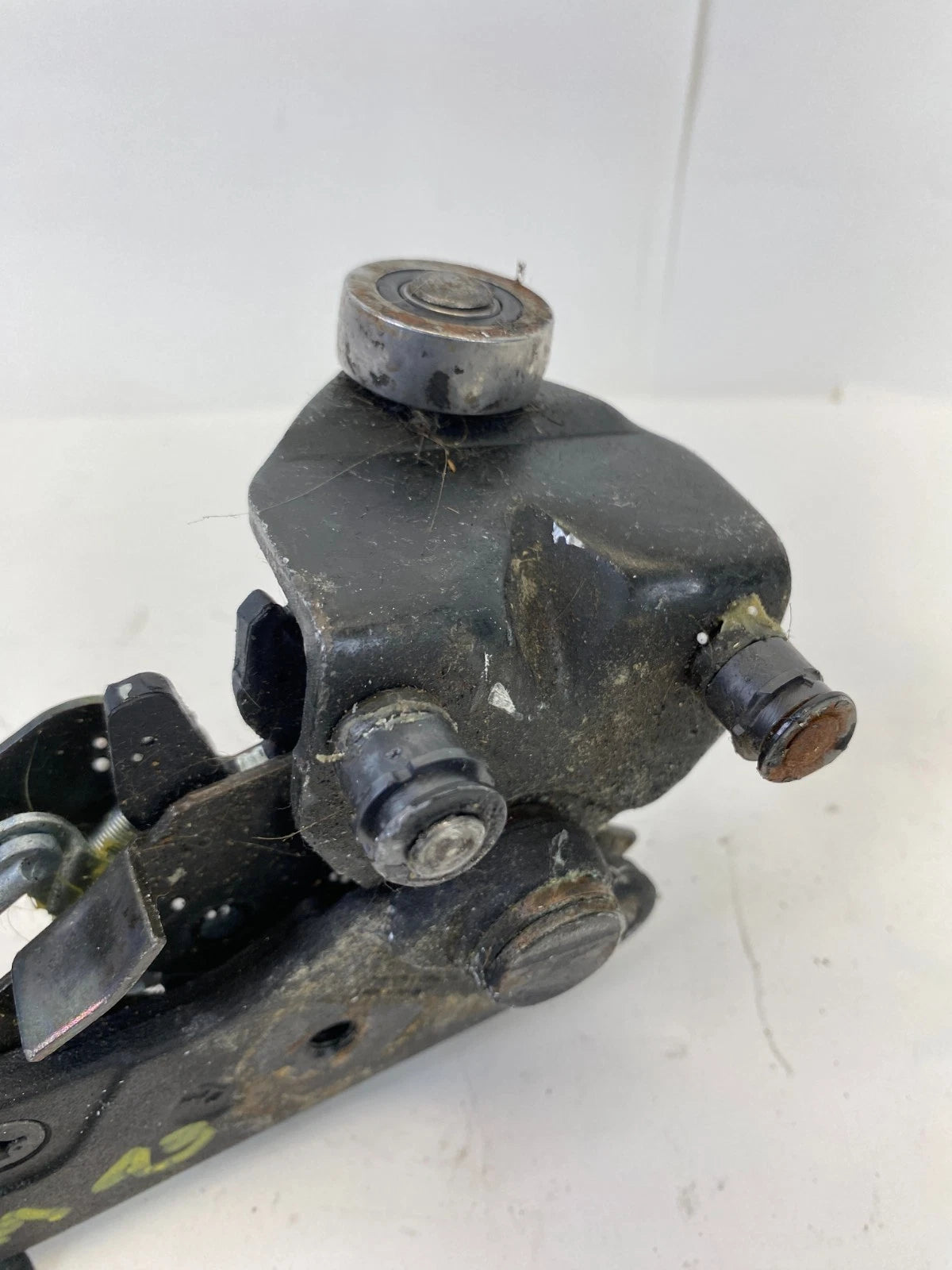 2005-2010 HONDA ODYSSEY RIGHT REAR SLIDING DOOR LATCH LOCK ACTUATOR ROLLER OEM