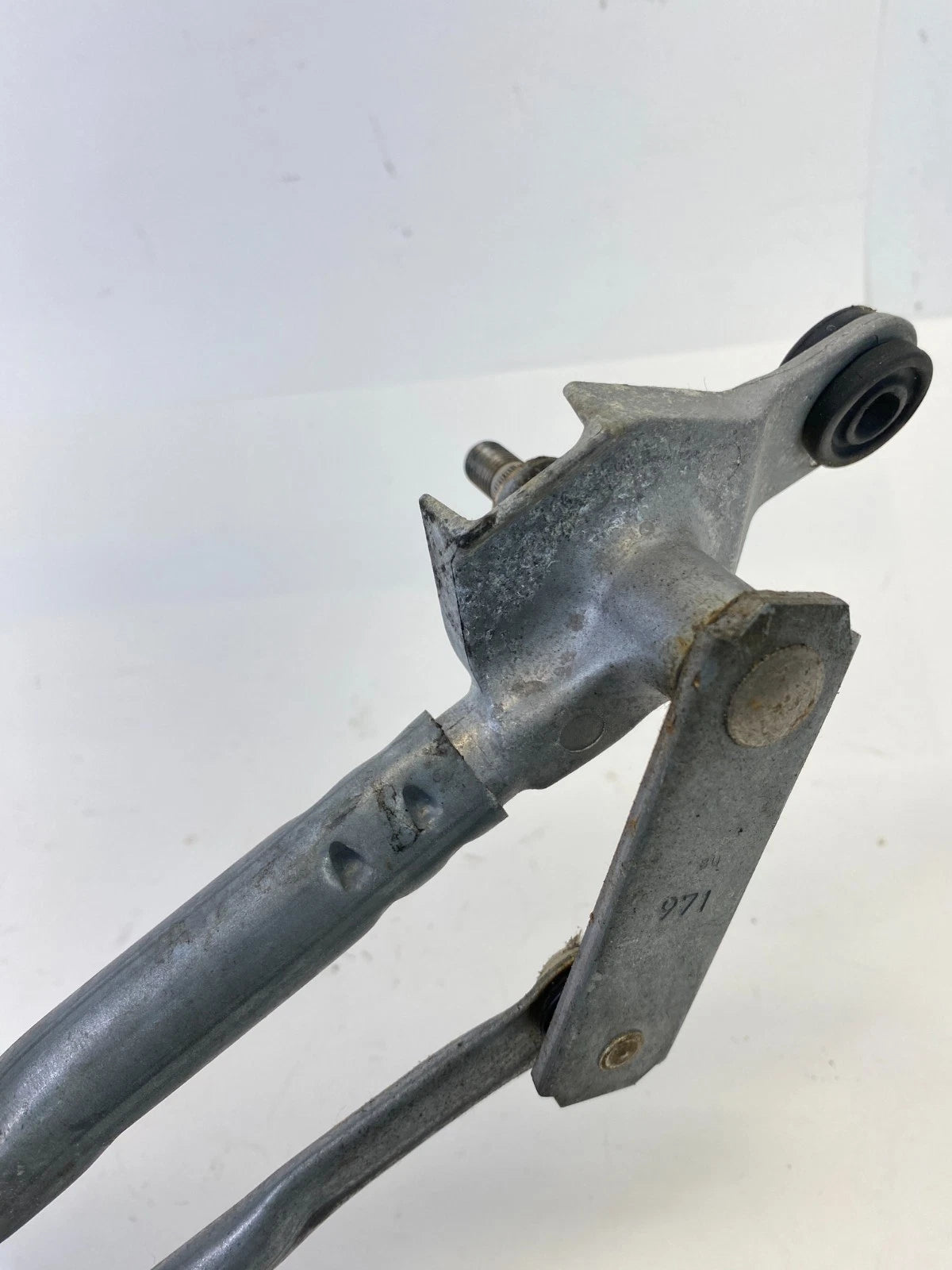 2013-2019 CADILLAC ATS WINDSHIELD WIPER MOTOR TRANSMISSION ASSY 20908672 OEM