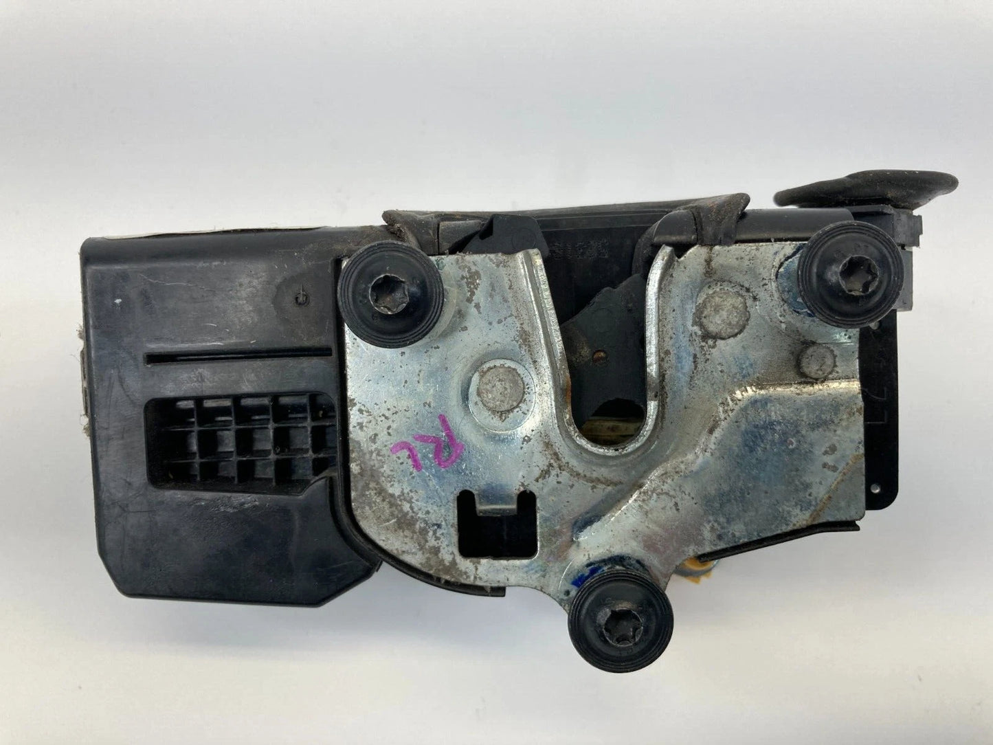 2003-2007 CADILLAC CTS 04-06 SRX REAR LEFT SIDE DOOR LOCK LATCH L15253281 OEM