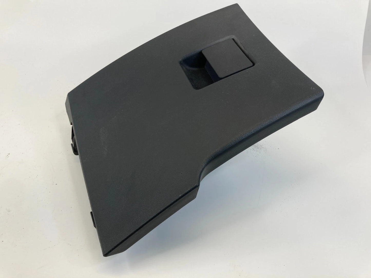 2011-2017 BUICK REGAL FRONT LEFT DRIVER SIDE GLOVE BOX COMPARTMENT 13294598 OEM