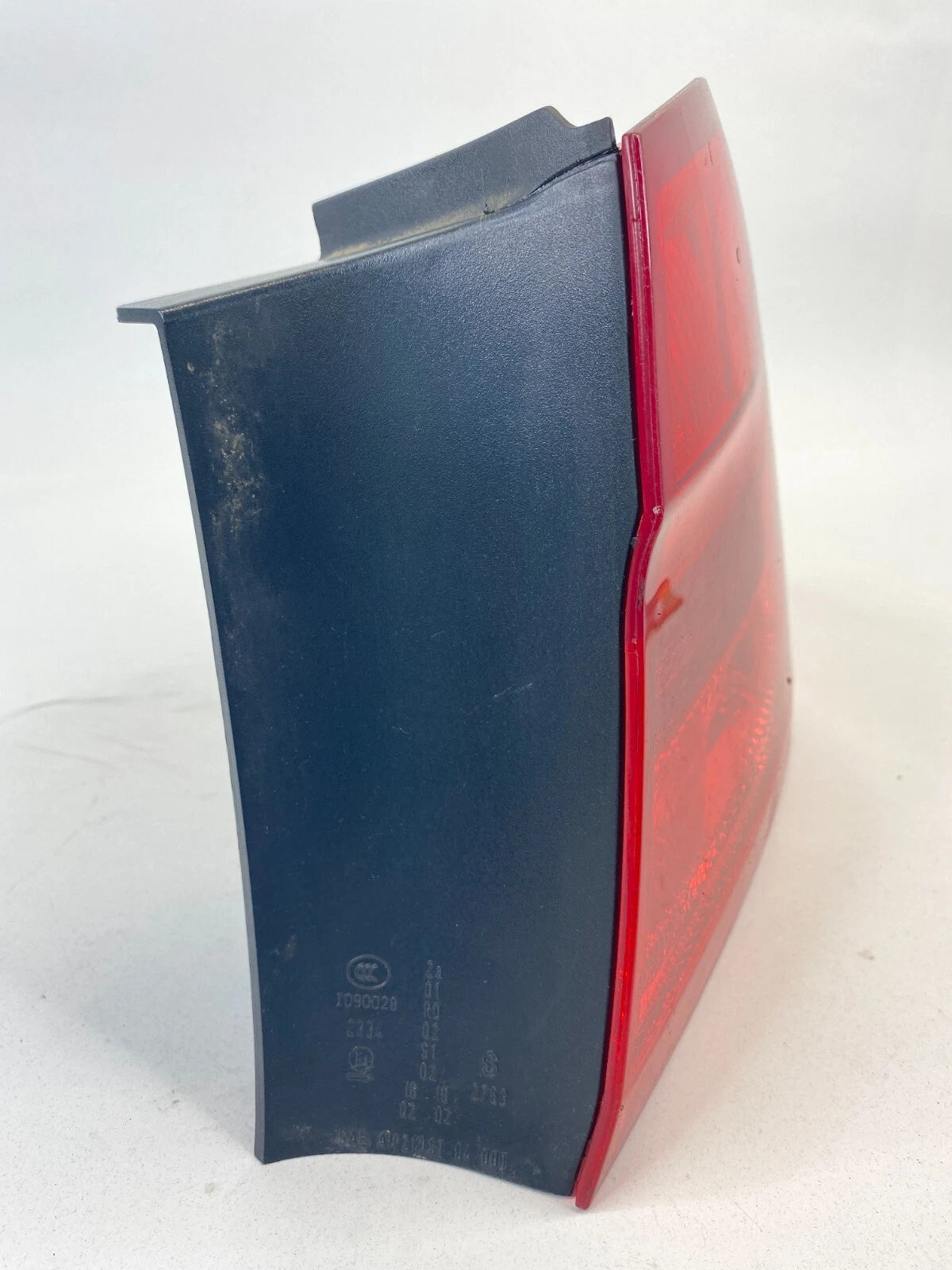 07 08 BMW 328I REAR RIGHT SIDE OUTER TAIL LIGHT TAILLIGHT TAIL LAMP I090028 OEM