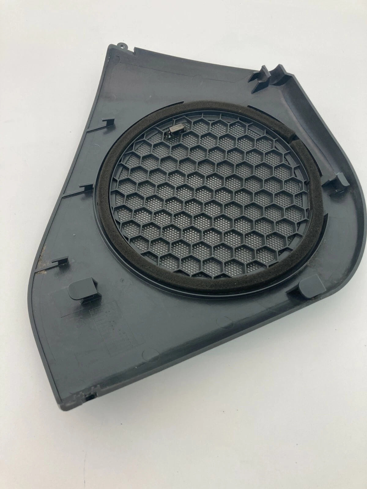 2000-2005 MERCEDES-BENZ S500 RIGHT SIDE SPEAKER GRILLE COVER TRIM A2207270688