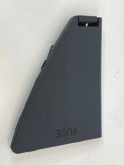 2010-2013 KIA SOUL LEFT SIDE DASH FUSE RELAY BOX COVER CAP LID TRIM 2K847-65130