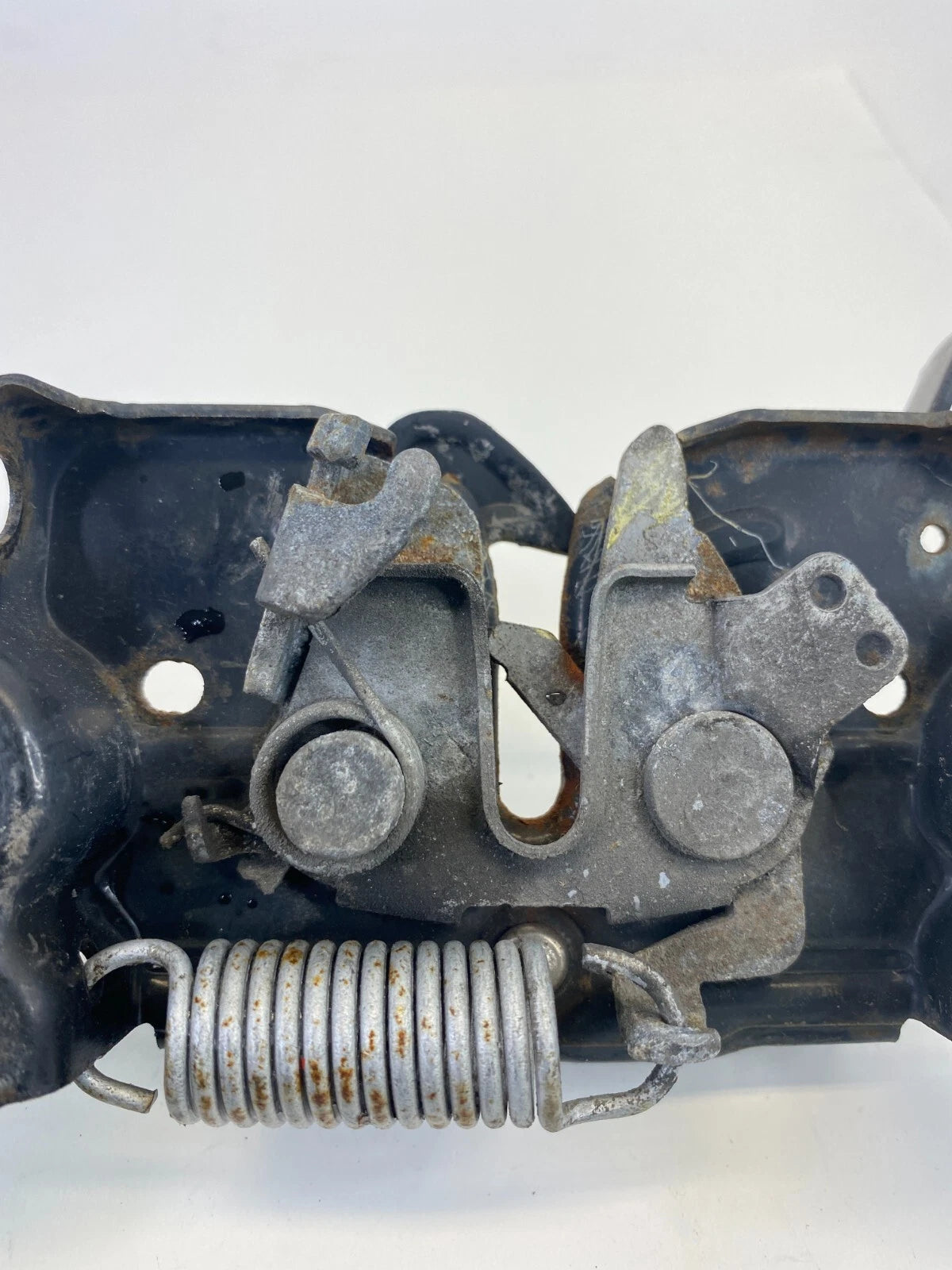 2008-2012 JEEP LIBERTY 07-11 DODGE NITRO HOOD LOCK RELEASE LATCH ACTUATOR OEM