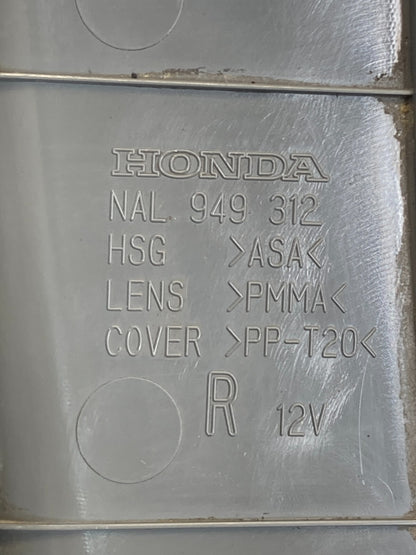 2011 2012 2013 Honda Odyssey Right Passenger Outer Tail Light Taillight 949-312