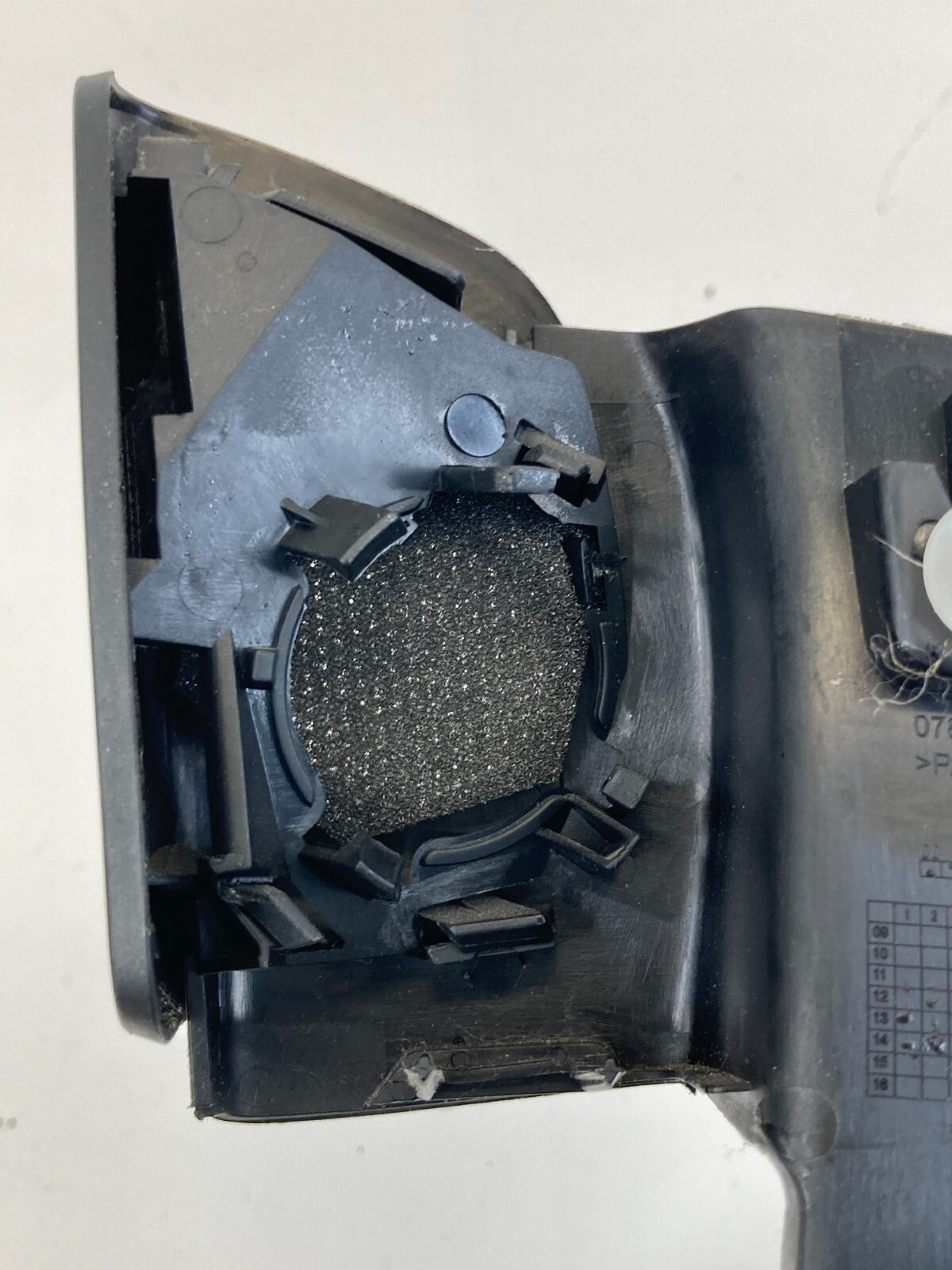 2012-2018 Ford Focus Front Right Side Door Tweeter Cover Trim BM51-18C862A