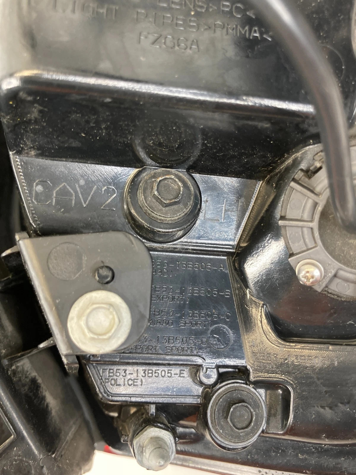 2016-2019 FORD POLICE INTERCEPTOR UTILITY REAR RIGH SIDE TAILLIGHT TAIL LAMP OEM