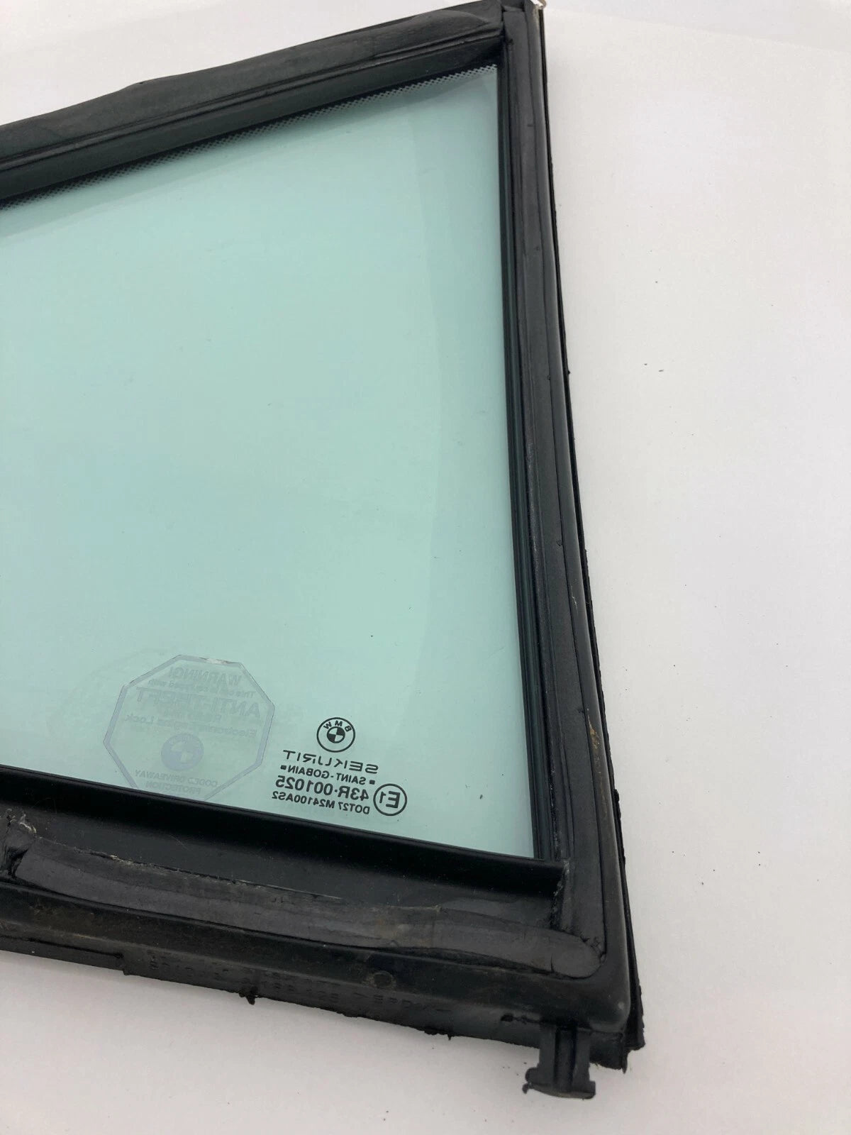 1995-2001 BMW 740I 740IL REAR LEFT BACK DOOR VENT WINDOW QUARTER GLASS 43R-00102