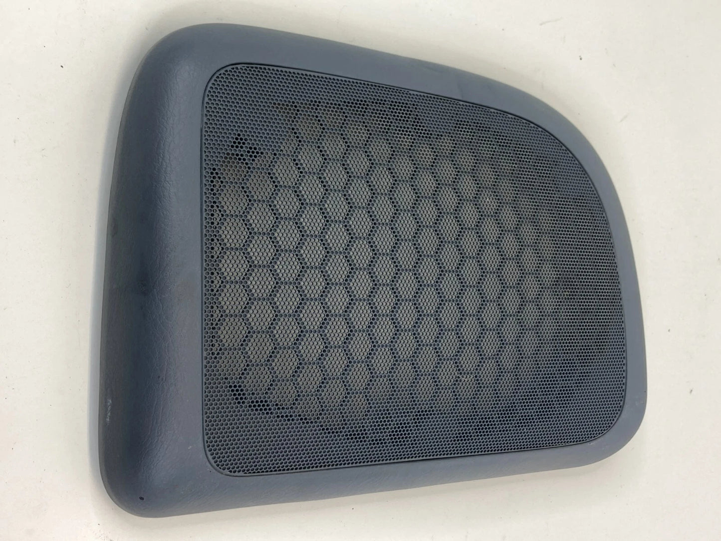 1998-2000 HONDA ACCORD RR LEFT DOOR SPEAKER GRILL BEZEL OEM FACTORY 84568S84A001