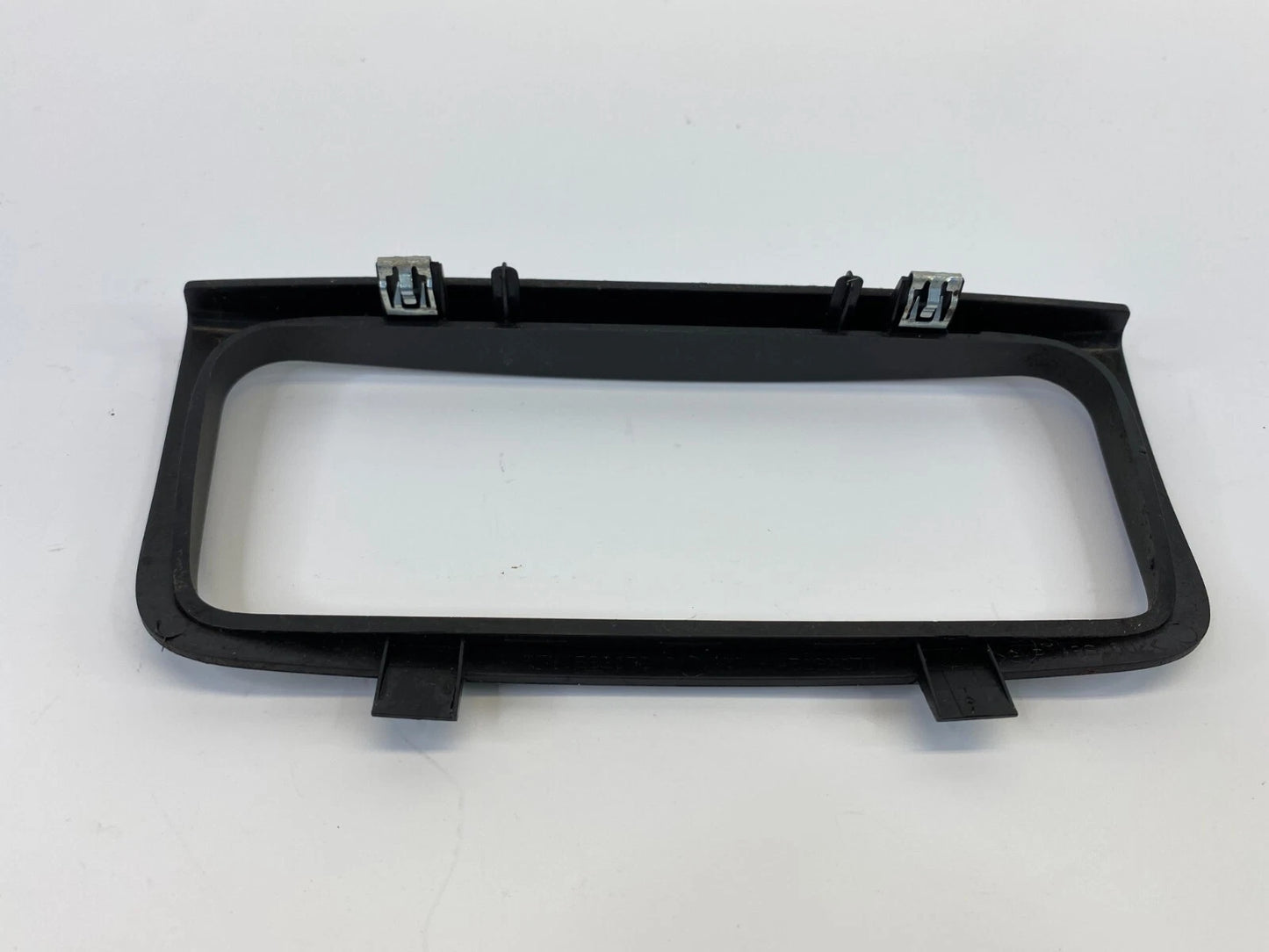 2009-2017 CHEVROLET TRAVERSE CENTER CONSOLE REAR COVER TRIM PANEL BEZEL 1882079