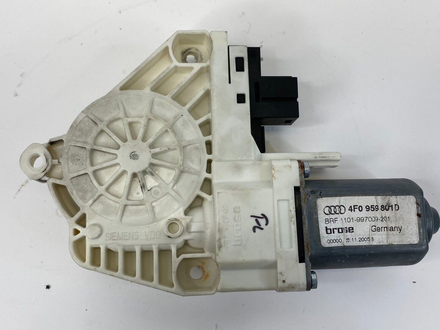 2006-2009 Audi A6 Quattro Front Left Side Door Power Window Motor 4F0-959-801-D