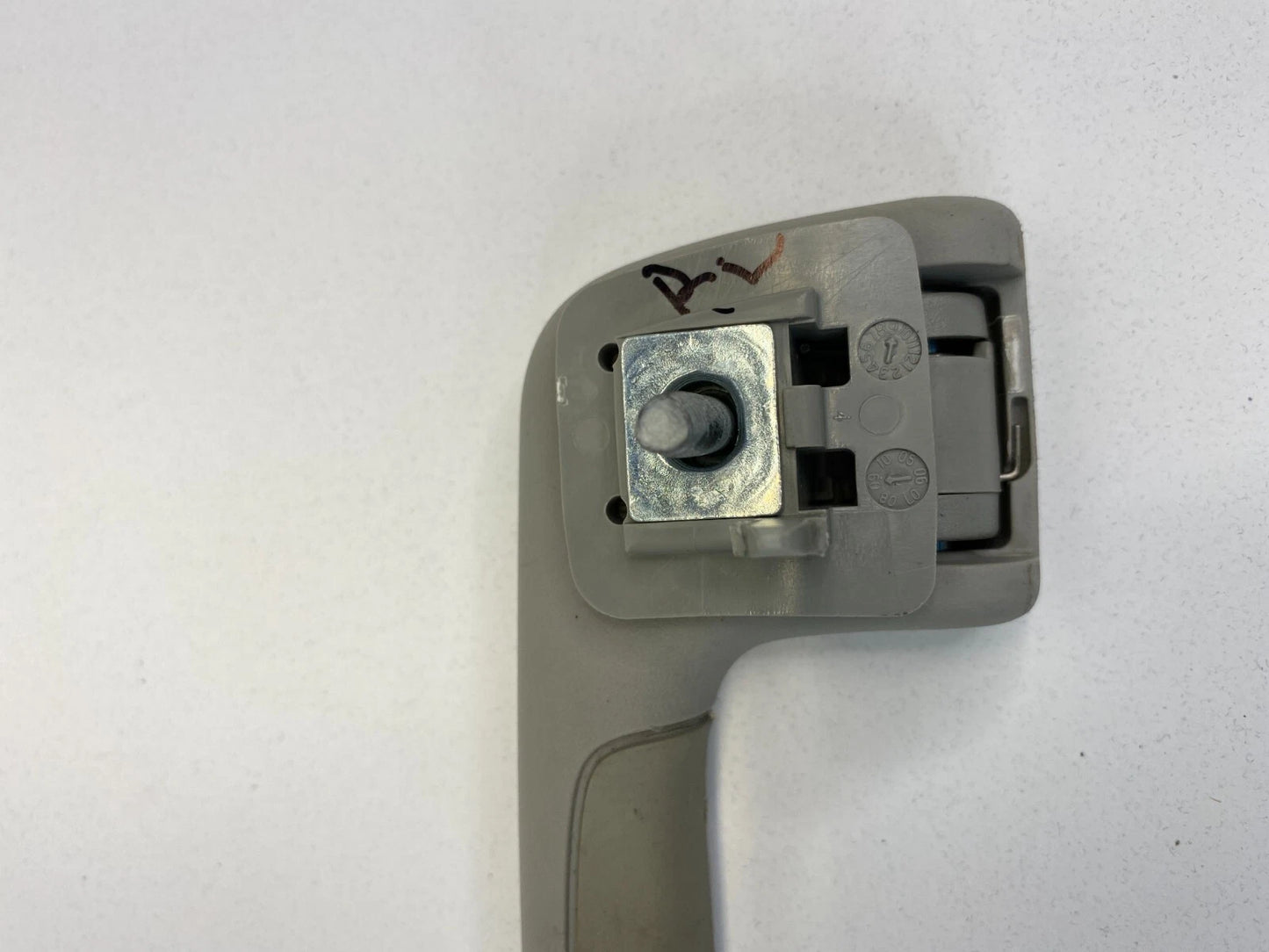 2010-2016 CADILLAC SRX REAR LEFT DRIVER ROOF INNER GRAB GRIP HANDLE OEM
