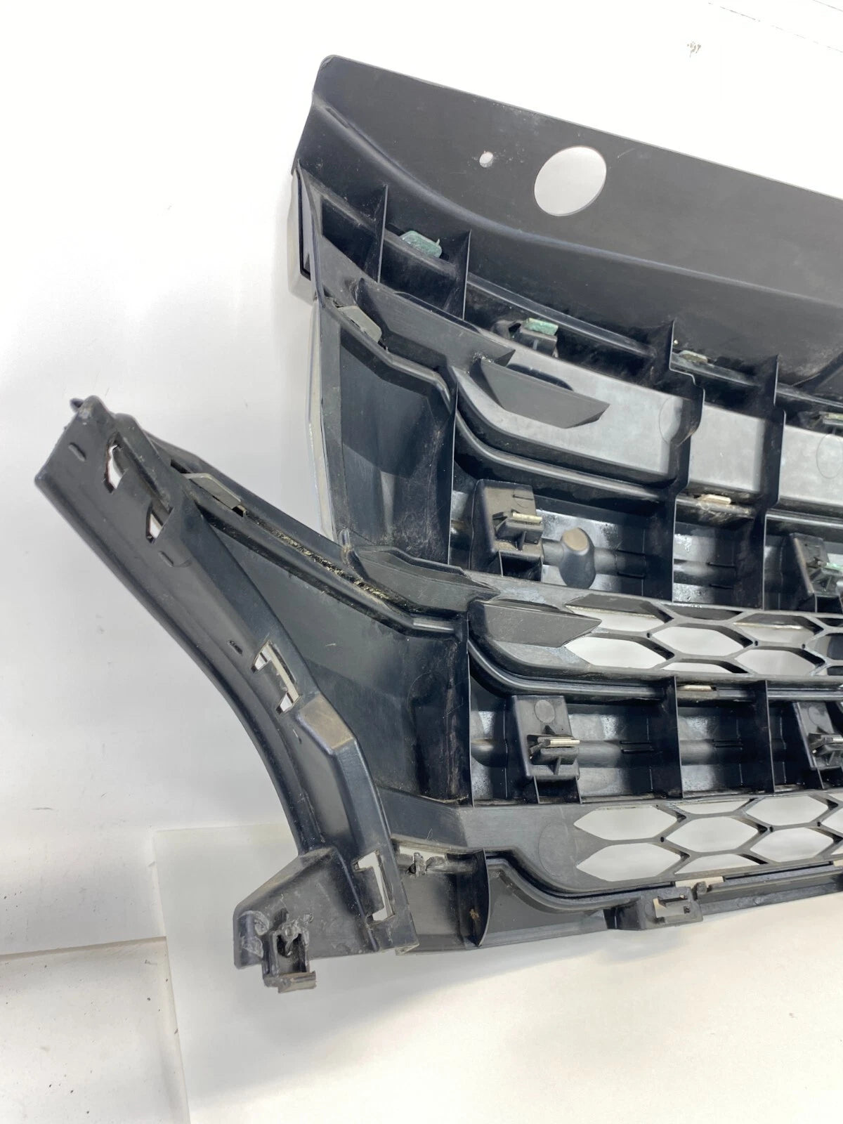 2011-2014 FORD EDGE BUMPER FRONT UPPER CHROME GRILL GRILLE TRIM BT43-8A164-ADW