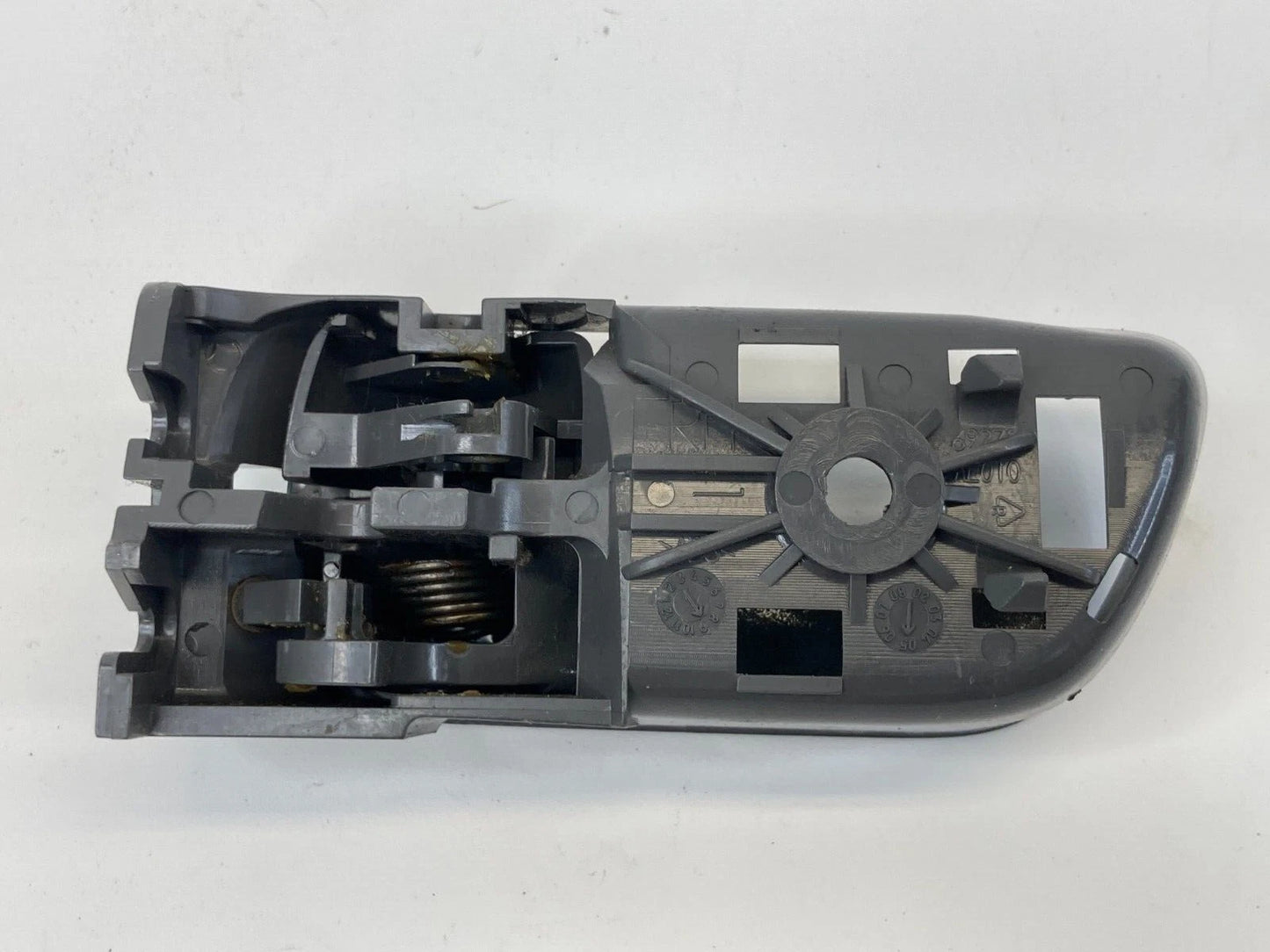 04-10 TOYOTA SIENNA CE & LE FRONT RIGHT PASSENGER INTERIOR DOOR HANDLE FR RH OEM