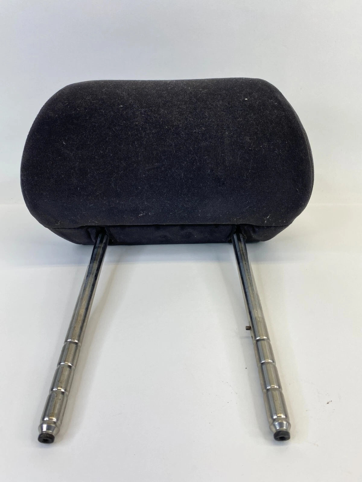 2001-2003 VOLKSWAGEN PASSAT WAGON FRONT RIGHT PASSENGER SEAT HEADREST HEAD REST